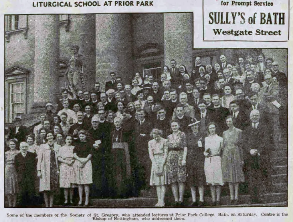 Liturgical school - Bath Chronicle and Weekly Gazette - Saturday 9 August 1947