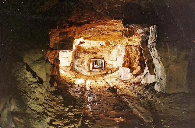 Main passage in Firs quarry, Combe Down